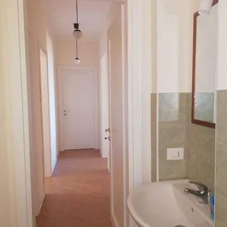 Backpackers Агридженто