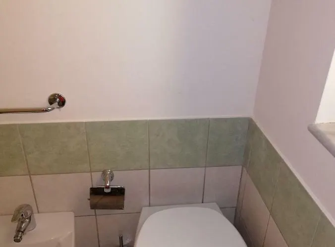 Backpackers Oda ve Kahvaltı 3*